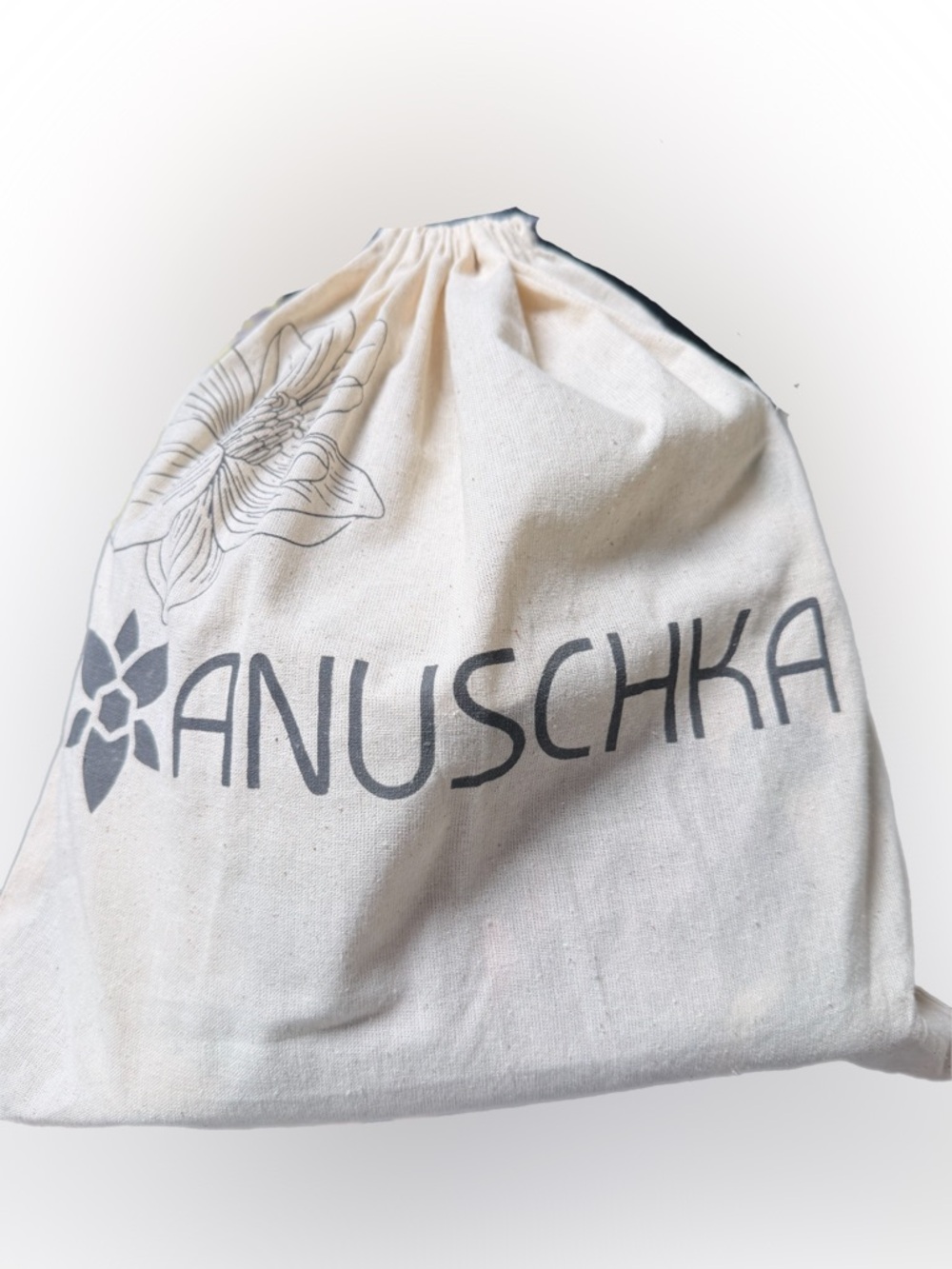 Anuschka White Floral Leather Shoulder Bag - Picture 11 of 11
